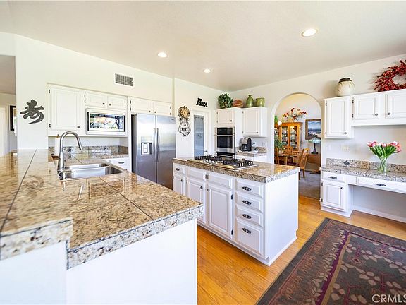 3rd image of 31660 Paseo Goleta