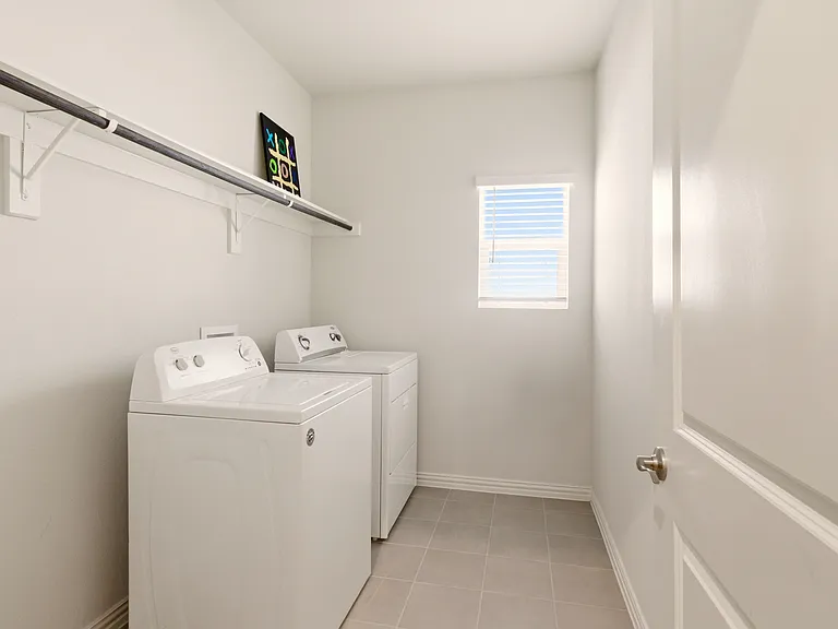 1212 Blue Ridge Pl — Photo 13