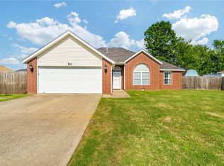 511 Emerald St, Lowell, AR 72745