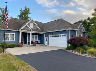 10115 Clarence Center Rd, Clarence, NY 14031