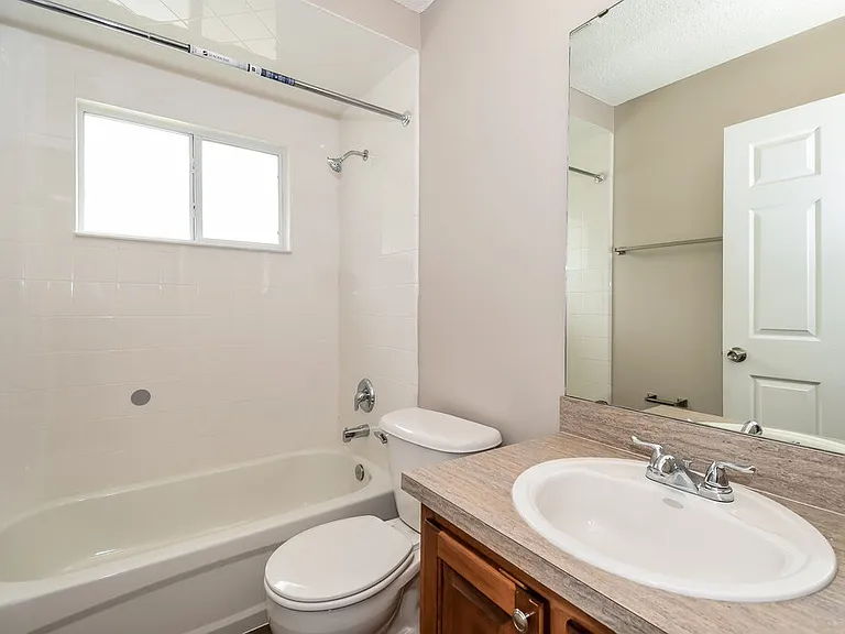 2908 Majestic Oaks Ln — Photo 14