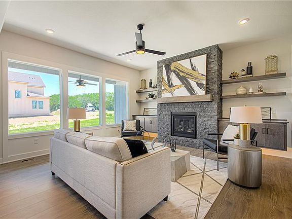 4th image of 13499 Terrace Park Dr