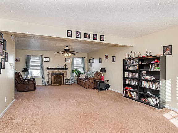 5th image of 14943 Lovely Dove Ln