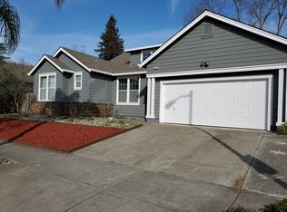 1473 Hughes Ave, Santa Rosa, CA 95407