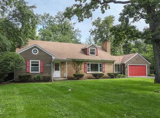 829 E Porter Ave, Naperville, IL 60540