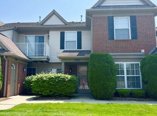 20642 Dunham Rd, Clinton Township, MI 48038