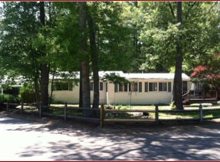 4 Sycamore Dr, Halifax, MA 02338