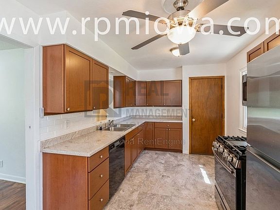 4th image of 1806 Larnard Dr