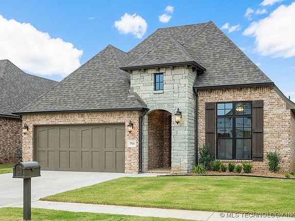 2nd image of 7916 N 146th East Ave