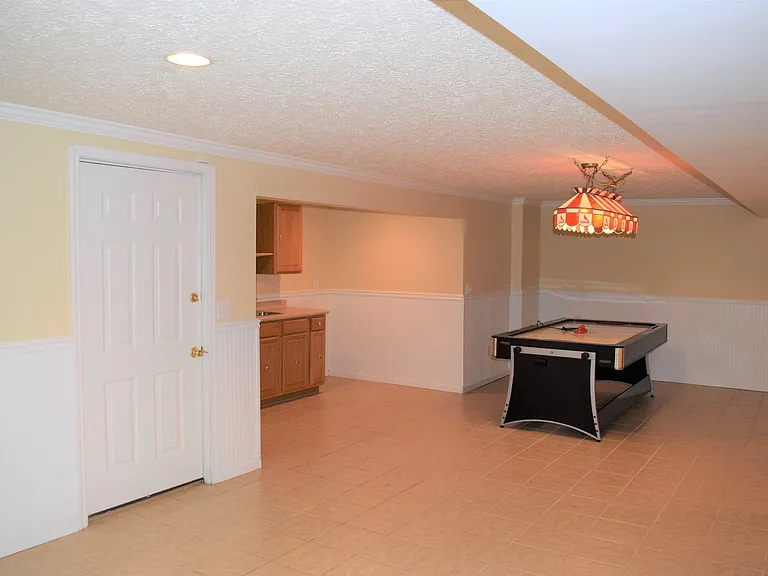 110 Dogwood Cir — Photo 39