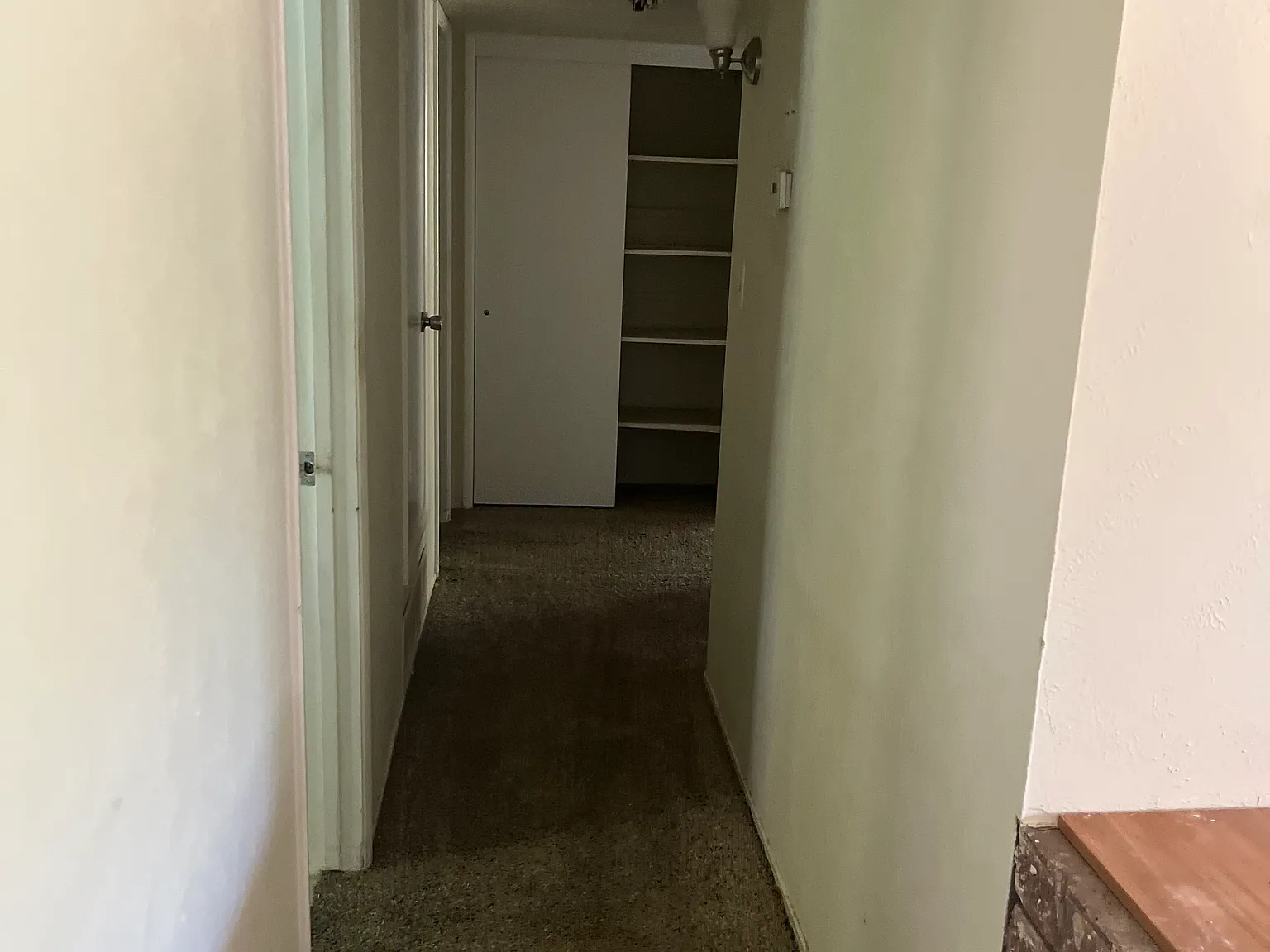 3 bed, 1400 sqft, $1,800 — Photo 3