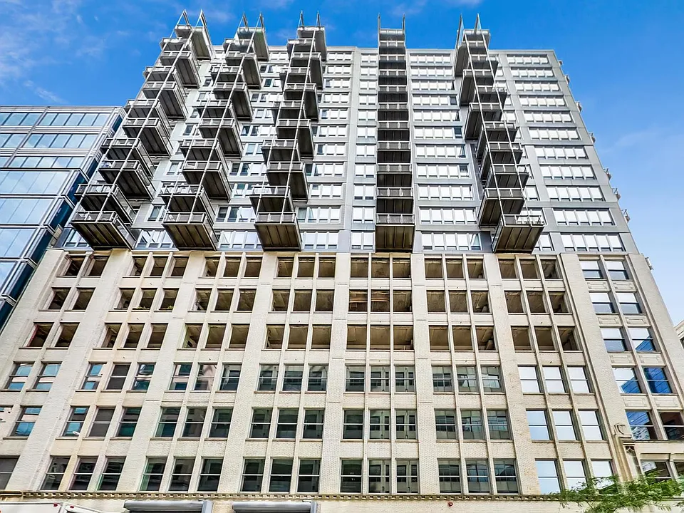 565 W Quincy St #515