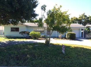 8538 Forsyth Dr, Seminole, FL 33772