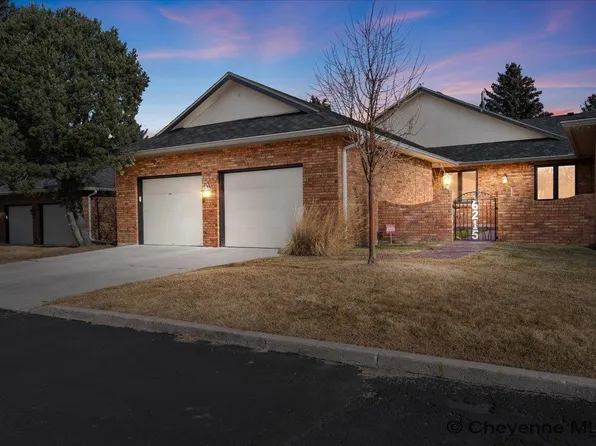 6215 Deer Ave, Cheyenne, WY 82009