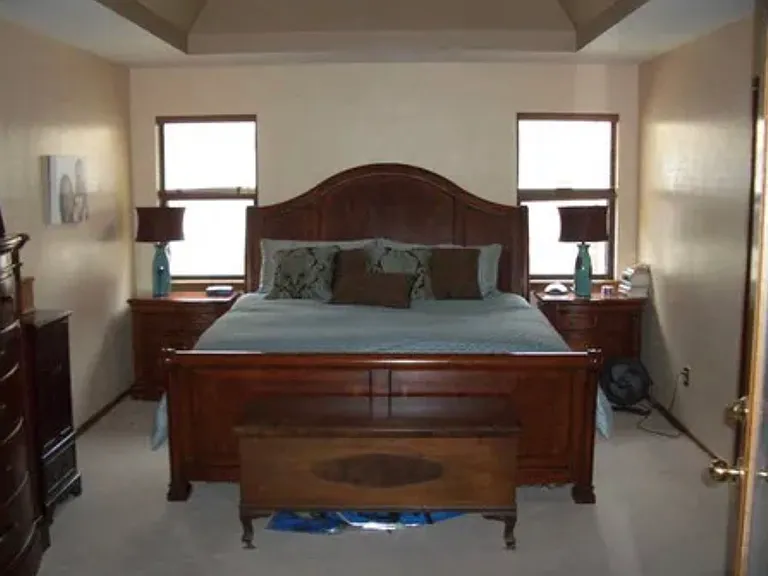 Master Suite accomodates king size bed.