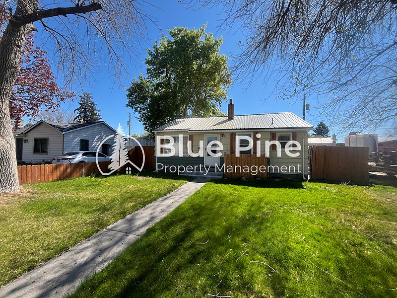 1st image of 1026 Vine Ave