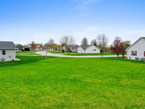 2251 Kaylee Cir #1, Green Bay, WI 54311