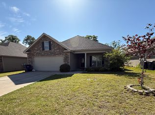 102 Amherst St, Kathleen, GA 31047