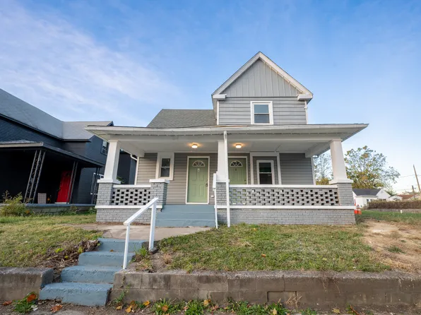 218 E 8th St, Muncie, IN 47302