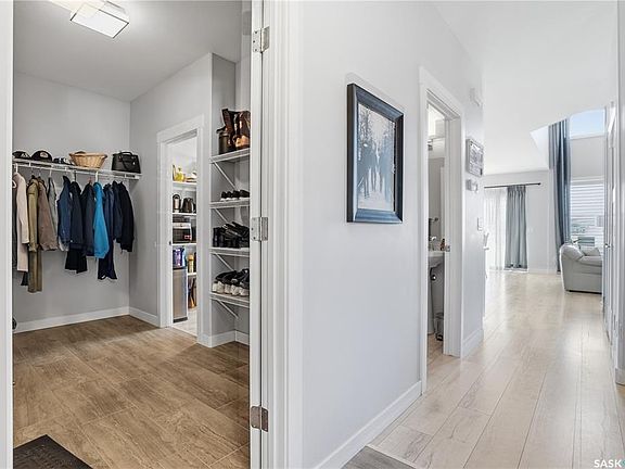 4th image of 3516 Green Lily ROAD