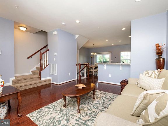 5th image of 339 Cherrystone Ct