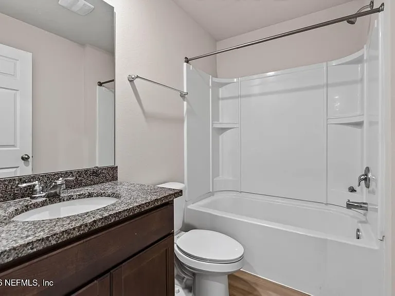 129 Wellwood Ln #B — Photo 10