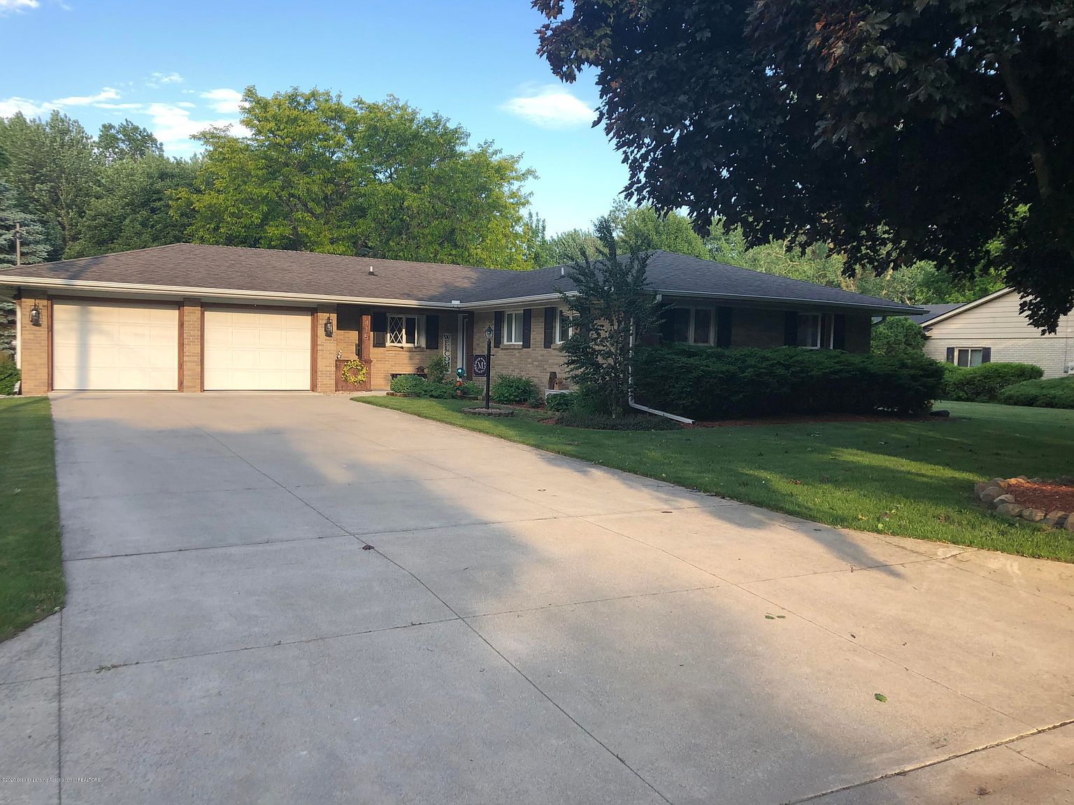415 Meadowview Dr, Saint Johns, MI 48879 Zillow