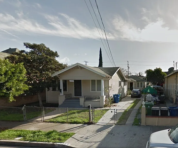 1348 W 22nd St — Photo 1
