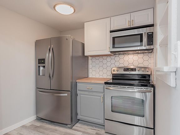 5th image of 927 N 30th St