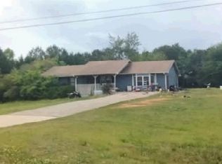 335 Harris Dr, Locust Grove, GA 30248