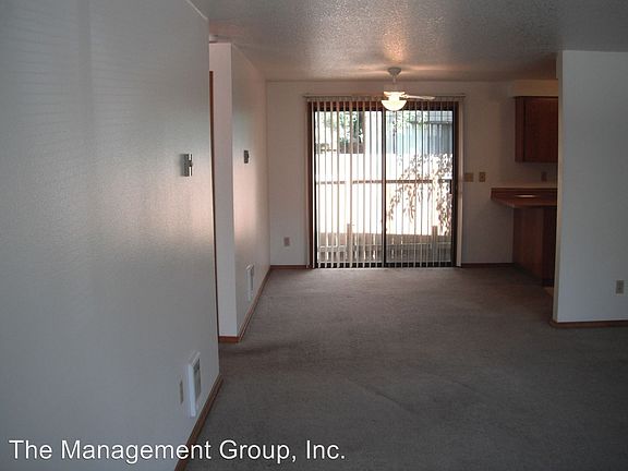 2nd image of 1208 NE 143rd Ave APT 4