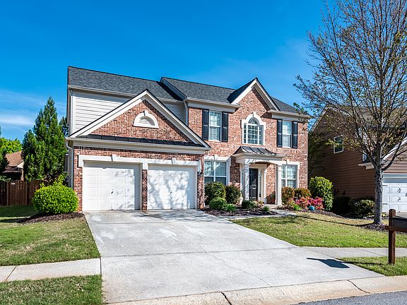 3rd image of 513 Papillion Trce