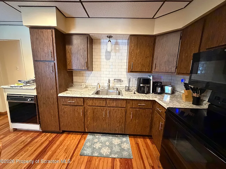 711 N Main St #REAR — Photo 9
