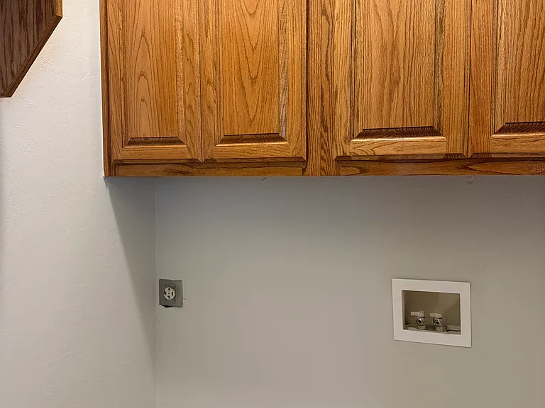 425 Plantation Ter — Photo 25
