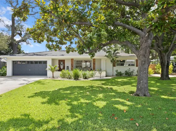 125 Live Oak Ln, Largo, FL 33770