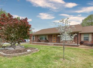1718 Lively Rd, Maryville, TN 37801