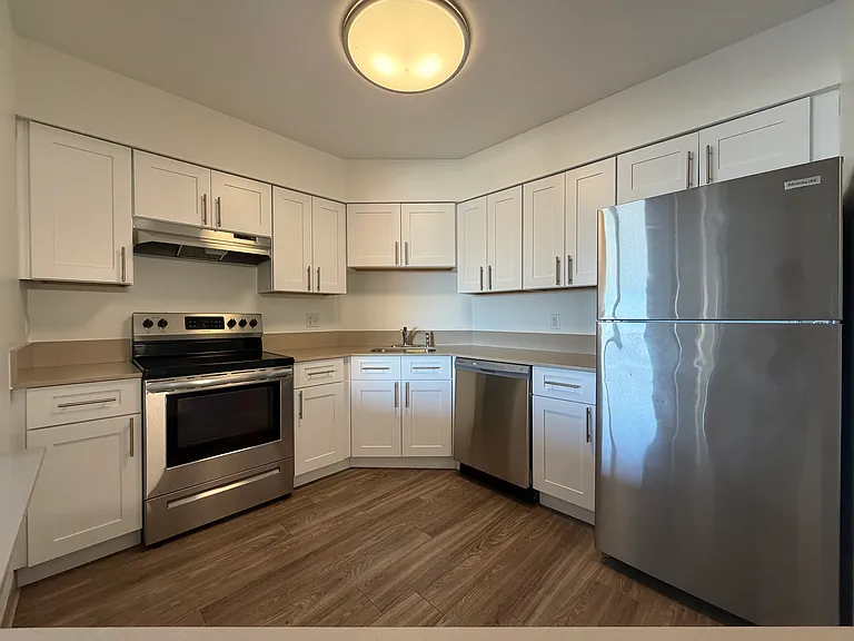 2 Bedroom