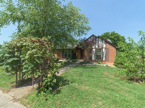 2nd image of 4978 Goggins Ln