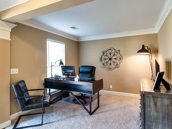 5th image of 1359 Tilton Dr