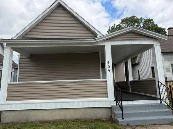 409 W Woodbury St, Danville, IL 61832