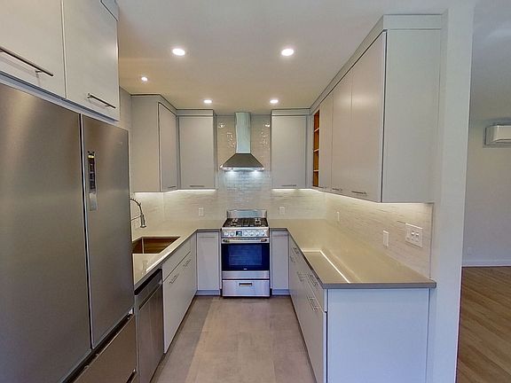 5th image of 235 W Quinto St Unit 1