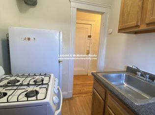 1180 Boylston St #4, Boston, MA 02215