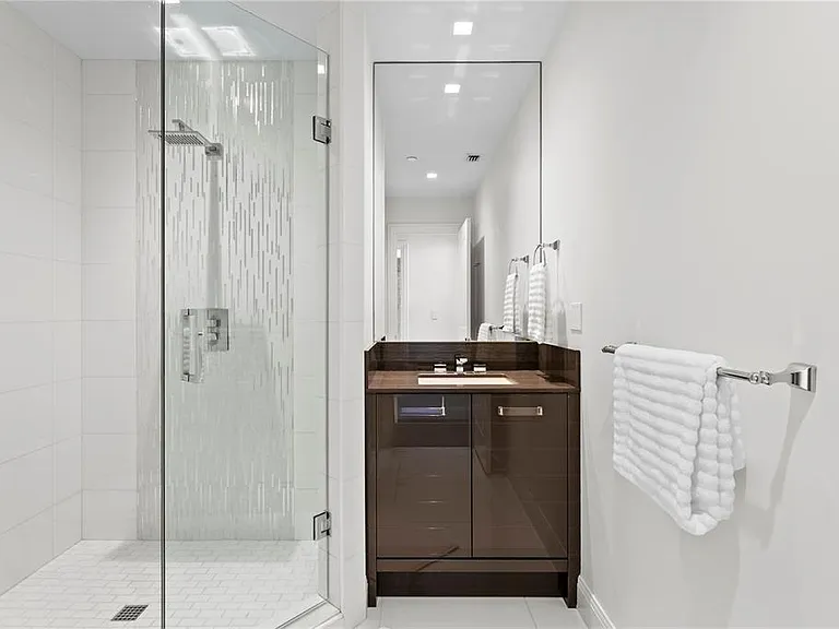 450 Knights Run Ave #1801 — Photo 47