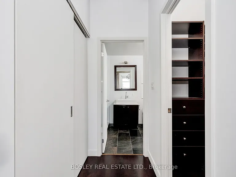 42 Camden St #703 — Photo 25