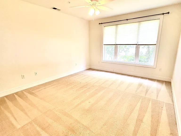 955 Bolling Ave #103 — Photo 17