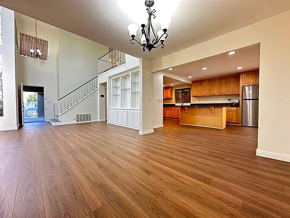 2nd image of 3231 Olympic View Dr
