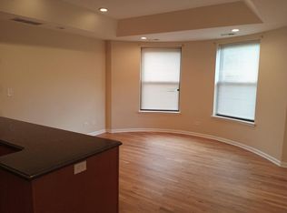4008 S Calumet Ave, Chicago, IL 60653