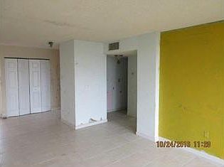4th image of 8870 Fontainebleau Blvd APT 401