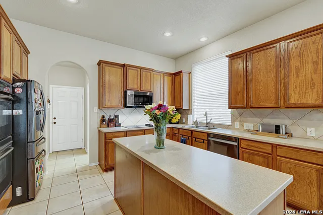 2536 Woodbridge Way — Photo 14