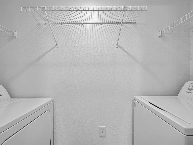911 N Orange Ave #309 — Photo 18
